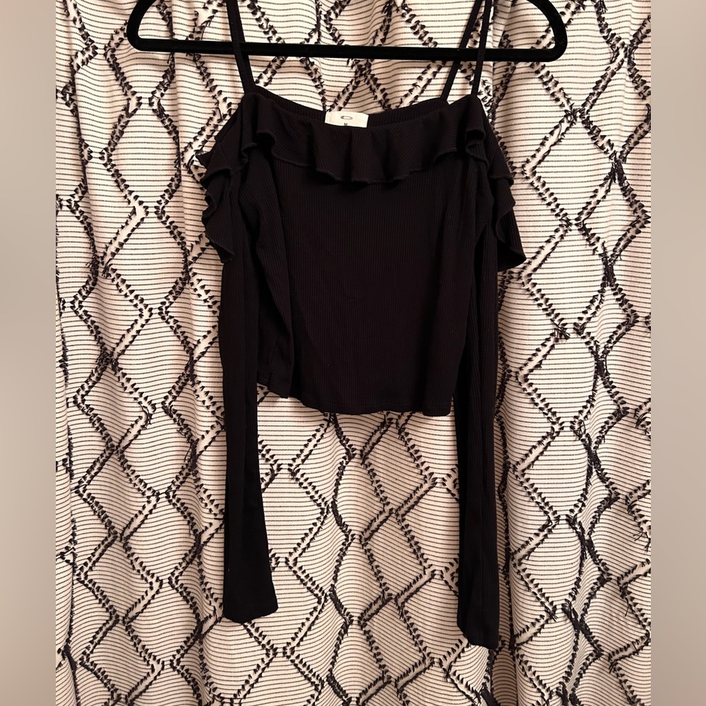 Pins and Needles off the shoulder long sleep crop top